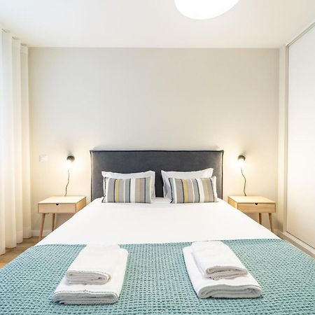 בראגה On The Square Studio - City Center By House And People מראה חיצוני תמונה