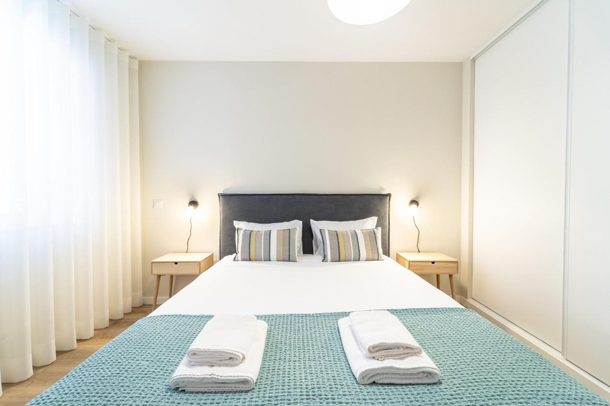 בראגה On The Square Studio - City Center By House And People מראה חיצוני תמונה